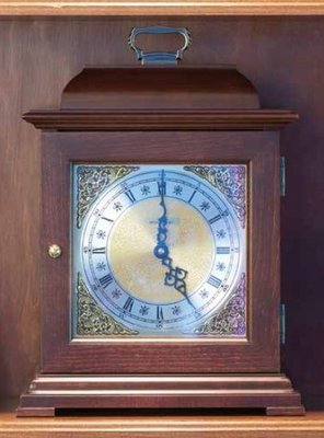 Highland Clock w/Chime